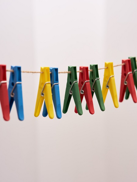 Прищепка д/белья Дельфин (24шт набор) пластик в коробке ПБ-003 /50шт/ АкваМаг Прищепка д/белья Дельфин (24шт набор) пластик в коробке ПБ-003 /50шт/ АкваМаг